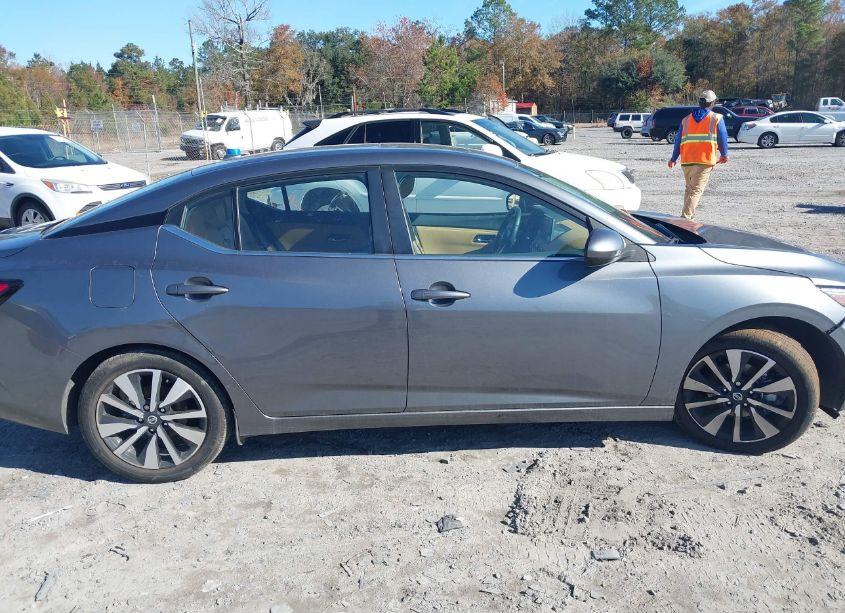 Photo 13 of 2022 Nissan Sentra SV XTRONIC CVT (VIN 3N1AB8CV3NY312835)