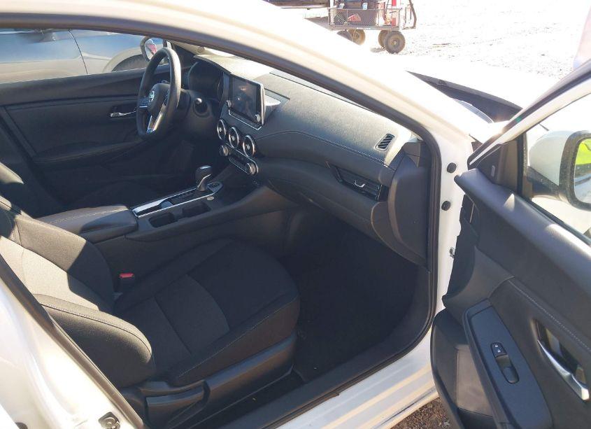 Photo 5 of 2023 Nissan Sentra SV (VIN 3N1AB8CV3PY255927)