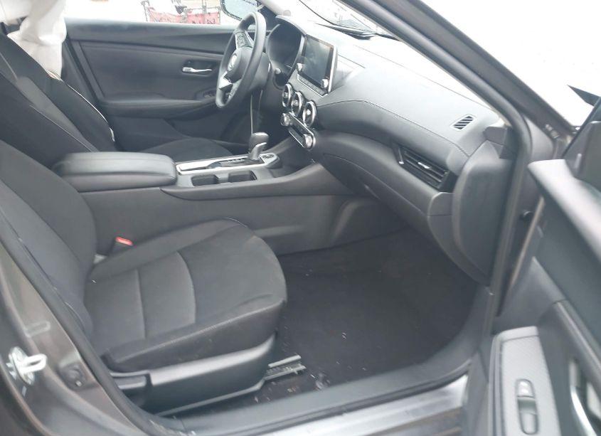 Photo 5 of 2023 Nissan Sentra SV XTRONIC CVT (VIN 3N1AB8CV3PY260769)