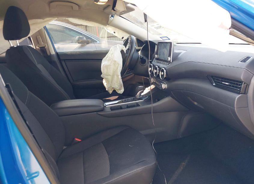 Photo 5 of 2023 Nissan Sentra SV XTRONIC CVT (VIN 3N1AB8CV3PY262067)