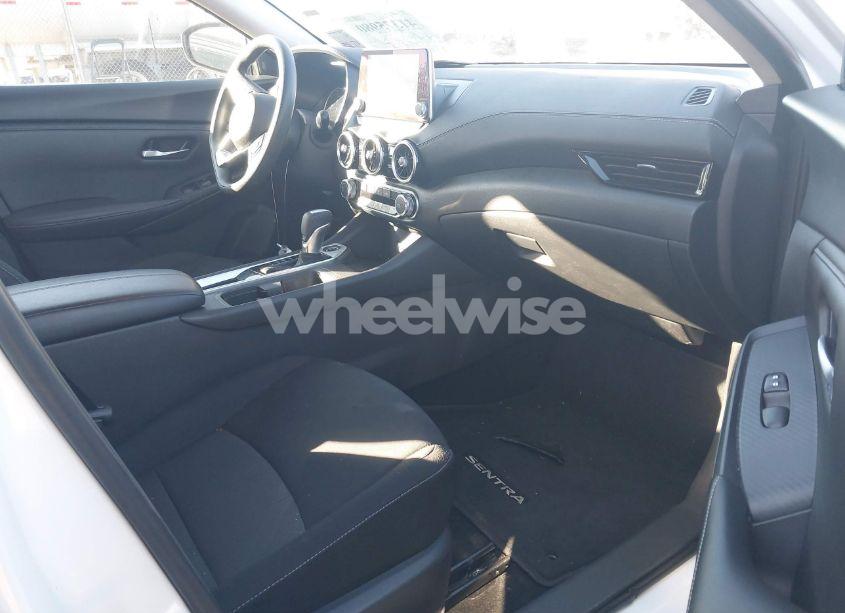 Photo 5 of 2023 Nissan Sentra SV XTRONIC CVT (VIN 3N1AB8CV3PY300803)