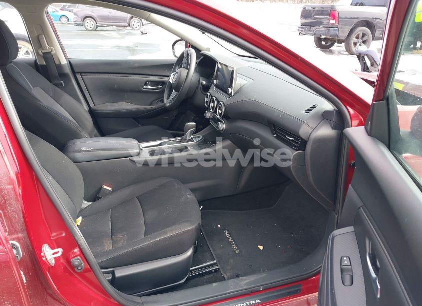 Photo 5 of 2024 Nissan Sentra SV XTRONIC CVT (VIN 3N1AB8CV3RY210196)