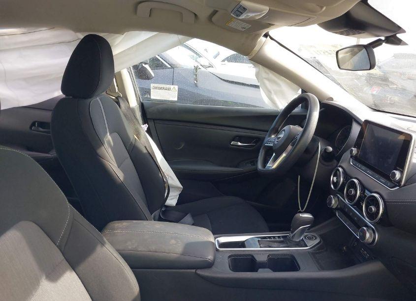 Photo 5 of 2024 Nissan Sentra SV XTRONIC CVT (VIN 3N1AB8CV3RY216242)