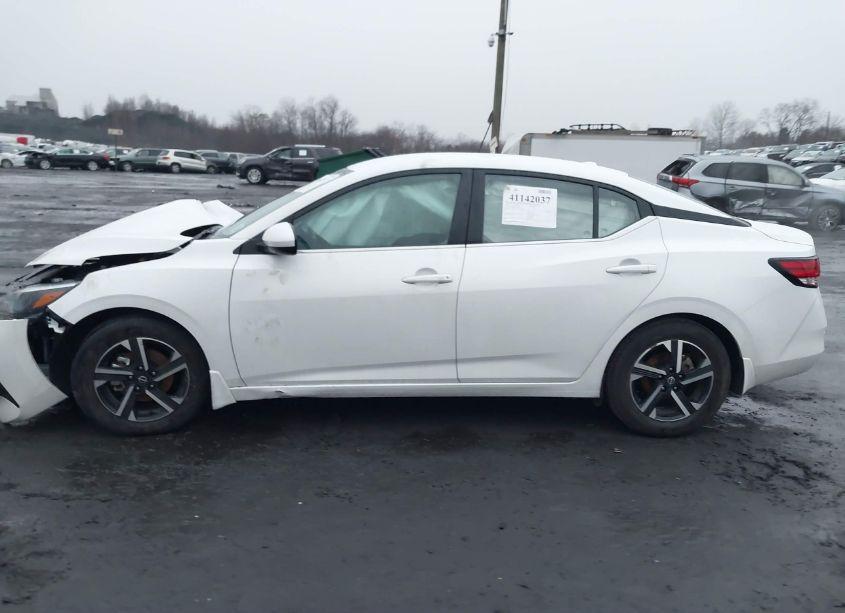 Photo 14 of 2024 Nissan Sentra SV XTRONIC CVT (VIN 3N1AB8CV3RY261701)