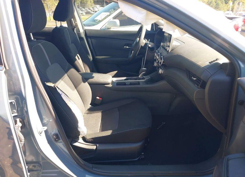 Photo 5 of 2024 Nissan Sentra SV XTRONIC CVT (VIN 3N1AB8CV3RY265196)