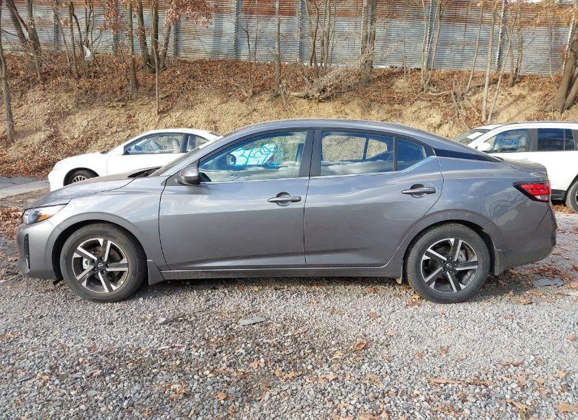 Photo 15 of 2024 Nissan Sentra SV XTRONIC CVT (VIN 3N1AB8CV3RY377383)