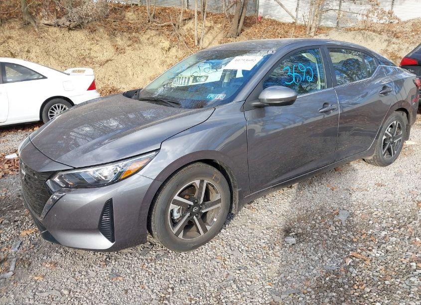 Photo 2 of 2024 Nissan Sentra SV XTRONIC CVT (VIN 3N1AB8CV3RY377383)