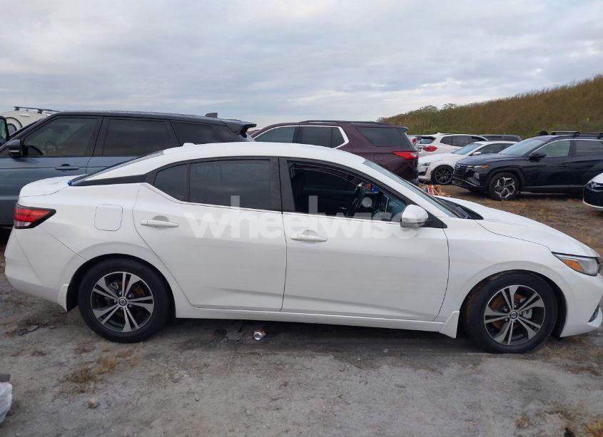 Photo 12 of 2020 Nissan Sentra SV XTRONIC CVT (VIN 3N1AB8CV4LY227886)