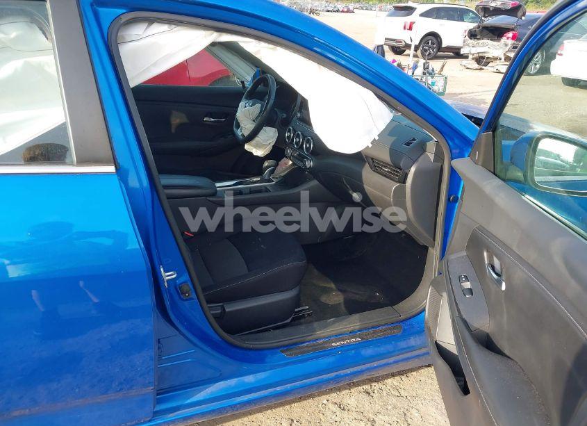 Photo 5 of 2021 Nissan Sentra SV XTRONIC CVT (VIN 3N1AB8CV4MY288026)