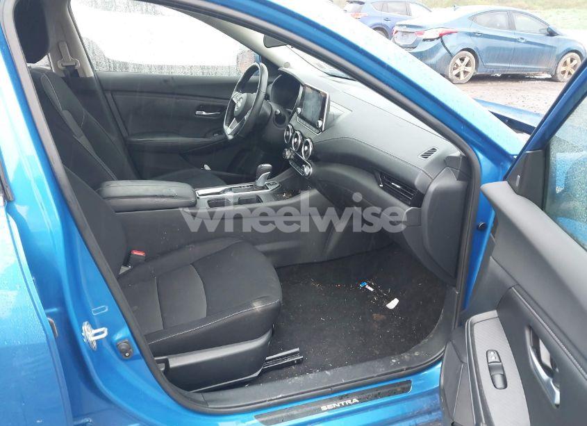 Photo 5 of 2021 Nissan Sentra SV XTRONIC CVT (VIN 3N1AB8CV4MY318657)