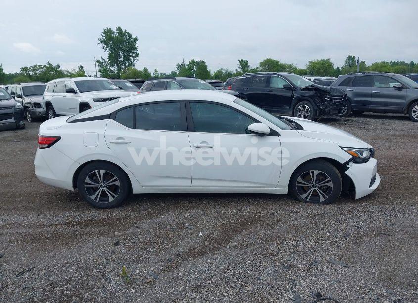 Photo 13 of 2022 Nissan Sentra SV XTRONIC CVT (VIN 3N1AB8CV4NY227941)