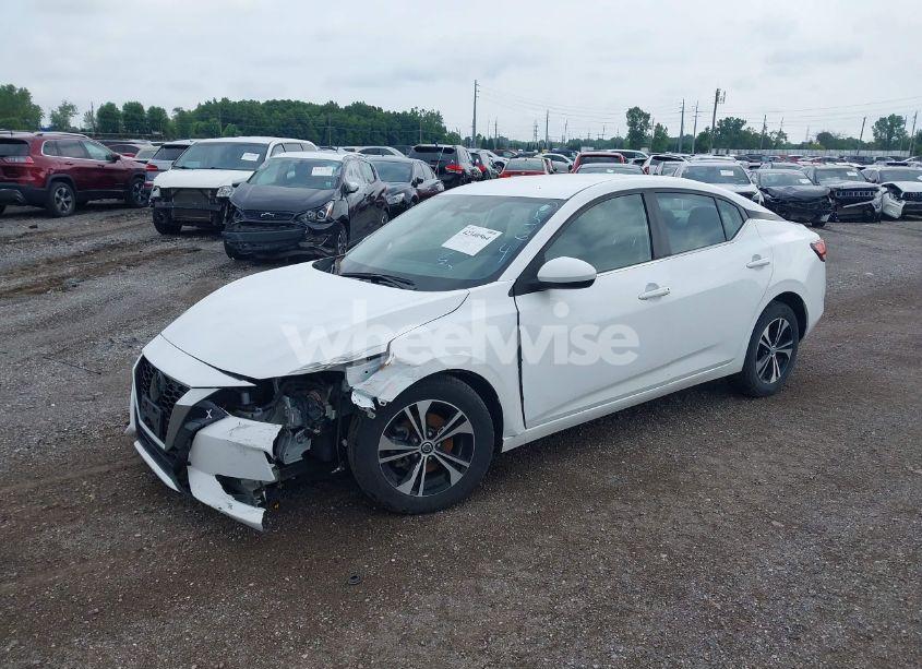 Photo 2 of 2022 Nissan Sentra SV XTRONIC CVT (VIN 3N1AB8CV4NY227941)