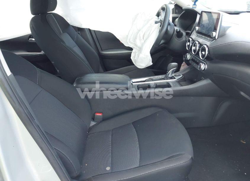 Photo 5 of 2022 Nissan Sentra SV XTRONIC CVT (VIN 3N1AB8CV4NY301245)