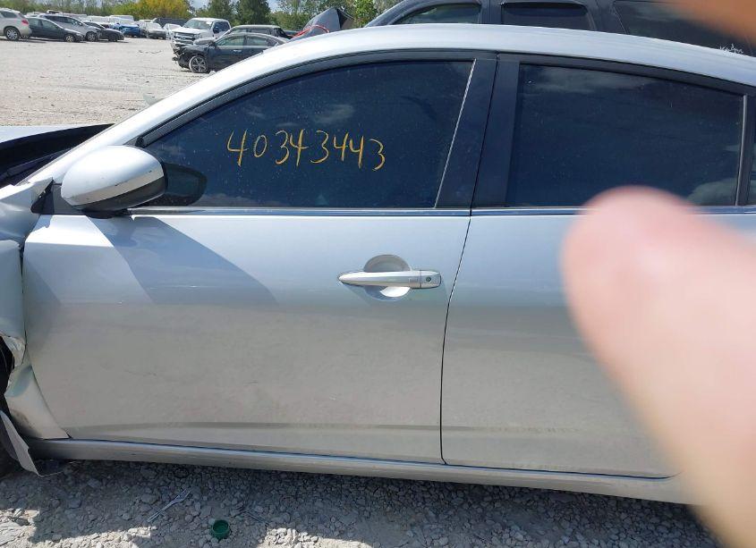 Photo 14 of 2022 Nissan Sentra SV XTRONIC CVT (VIN 3N1AB8CV4NY302881)