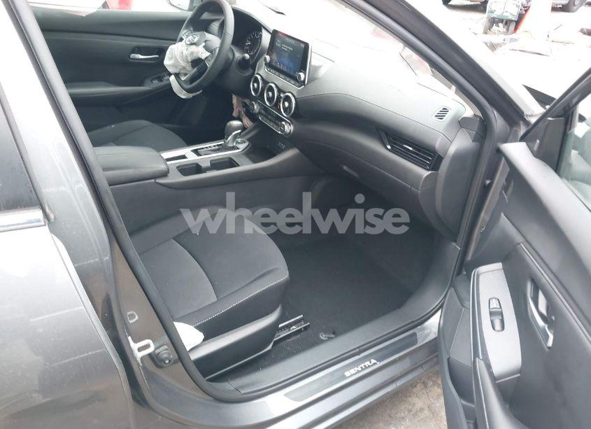 Photo 5 of 2023 Nissan Sentra SV XTRONIC CVT (VIN 3N1AB8CV4PY237856)