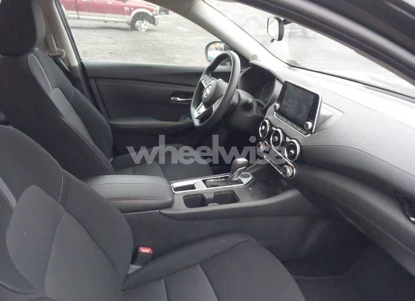 Photo 5 of 2023 Nissan Sentra SV XTRONIC CVT (VIN 3N1AB8CV4PY291805)