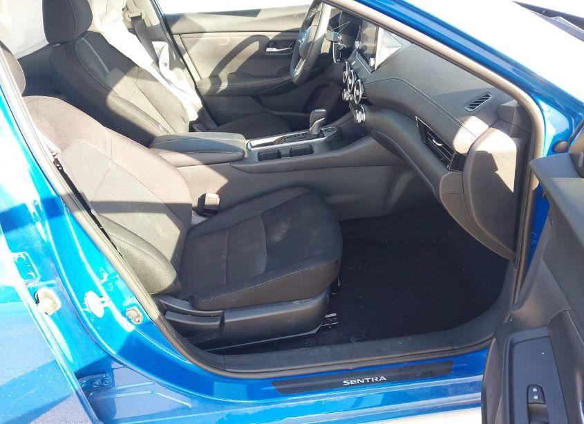 Photo 5 of 2024 Nissan Sentra SV XTRONIC CVT (VIN 3N1AB8CV4RY273999)