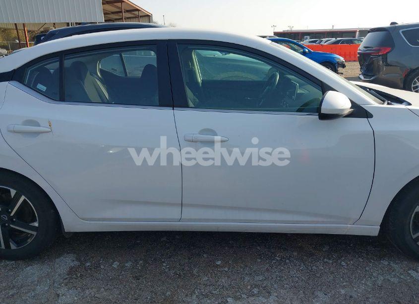 Photo 13 of 2024 Nissan Sentra SV XTRONIC CVT (VIN 3N1AB8CV4RY350080)