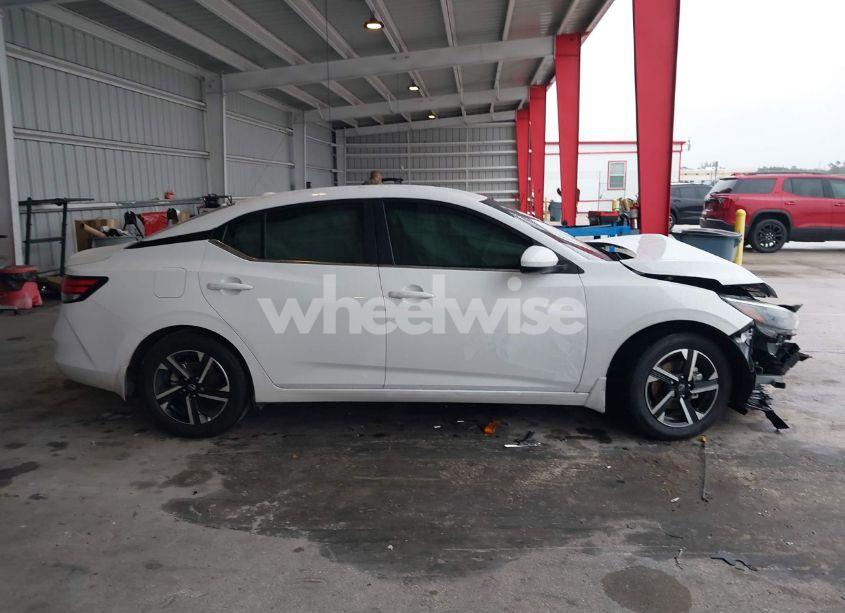 Photo 13 of 2024 Nissan Sentra SV XTRONIC CVT (VIN 3N1AB8CV4RY381104)