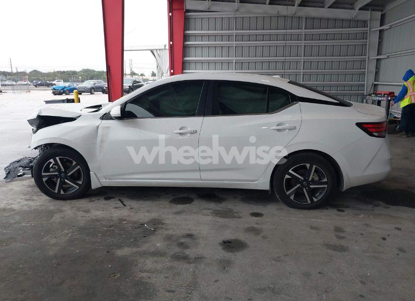 Photo 14 of 2024 Nissan Sentra SV XTRONIC CVT (VIN 3N1AB8CV4RY381104)