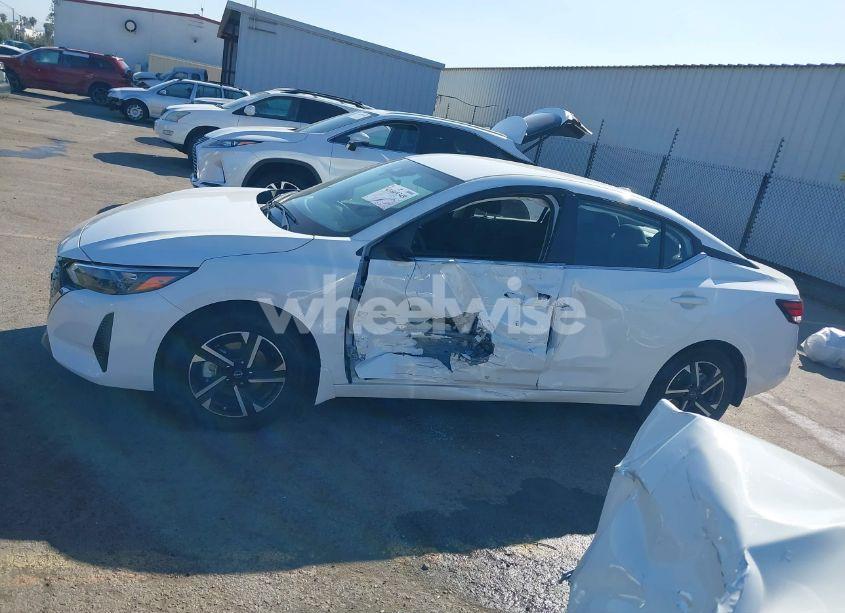 Photo 14 of 2024 Nissan Sentra SV XTRONIC CVT (VIN 3N1AB8CV4RY388554)