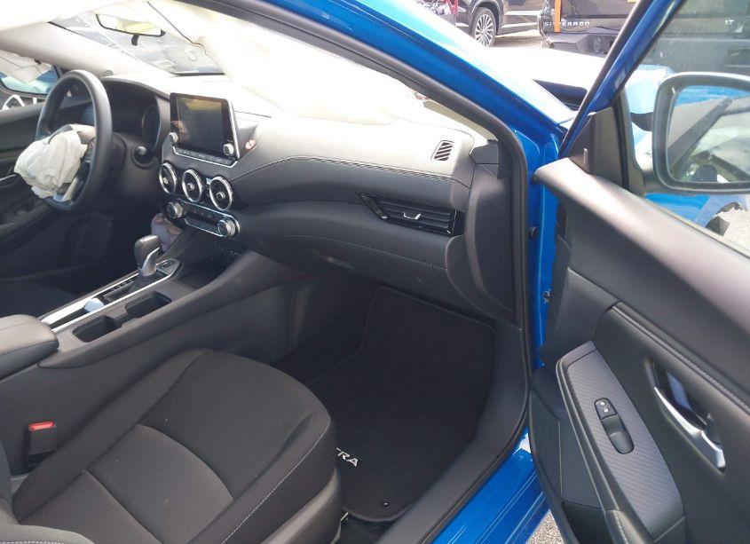 Photo 5 of 2025 Nissan Sentra SV (VIN 3N1AB8CV4SY256691)