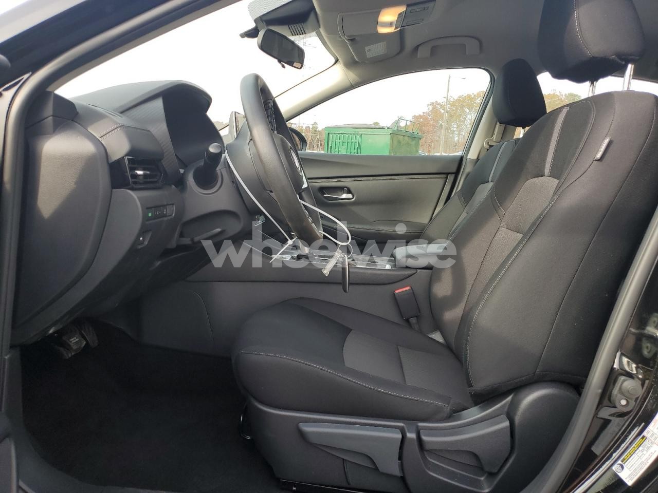 Photo 7 of 2025 NISSAN SENTRA SV (VIN 3N1AB8CV4SY385630)