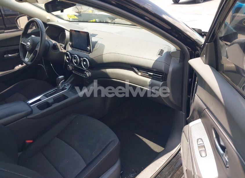 Photo 5 of 2020 Nissan Sentra SV XTRONIC CVT (VIN 3N1AB8CV5LY241781)