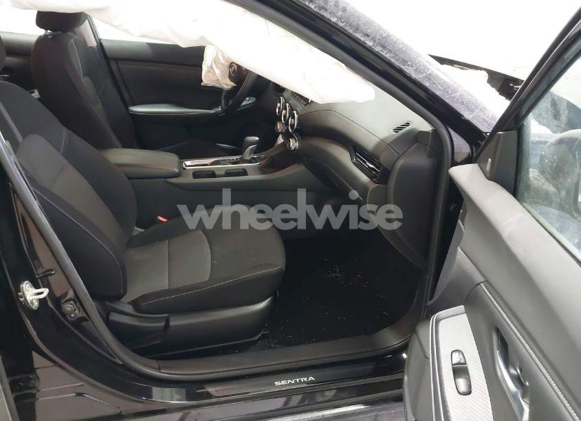 Photo 5 of 2020 Nissan Sentra SV XTRONIC CVT (VIN 3N1AB8CV5LY295114)