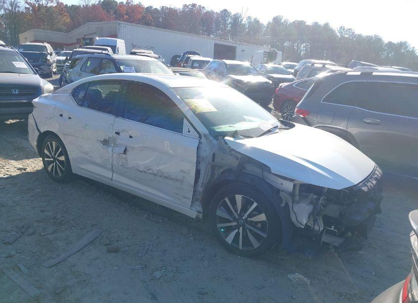 2020 Nissan Sentra SV XTRONIC CVT (VIN 3N1AB8CV5LY311084) main photo