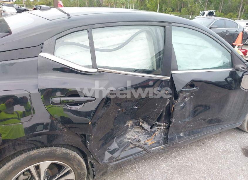 Photo 12 of 2021 Nissan Sentra SV XTRONIC CVT (VIN 3N1AB8CV5MY249395)