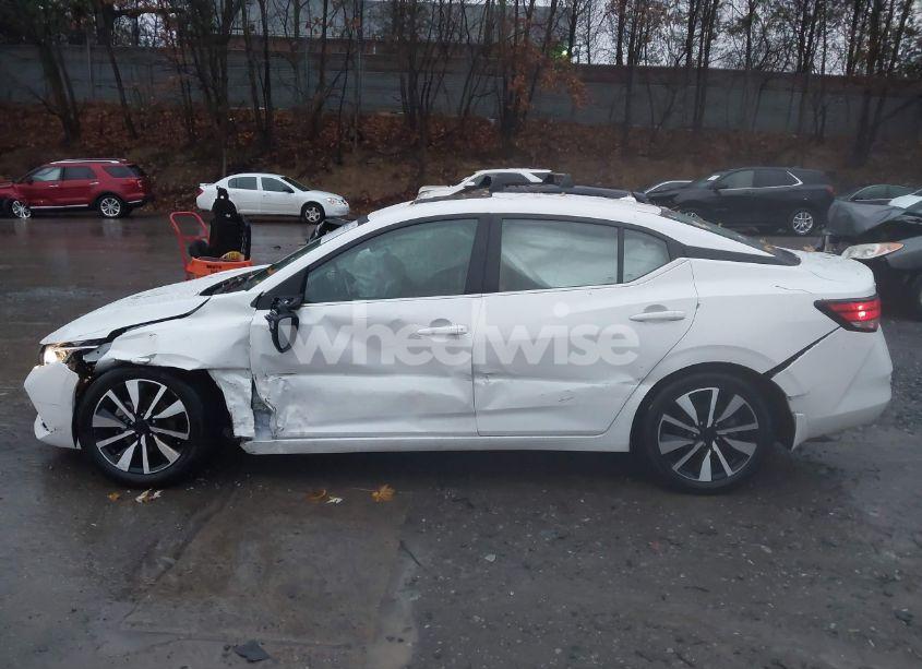 Photo 14 of 2021 Nissan Sentra SV XTRONIC CVT (VIN 3N1AB8CV5MY251230)