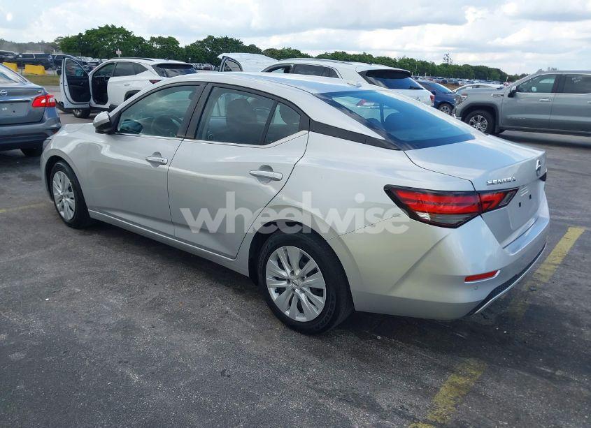 Photo 3 of 2021 Nissan Sentra SV XTRONIC CVT (VIN 3N1AB8CV5MY272398)