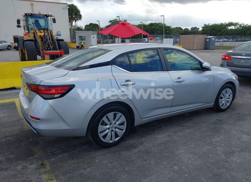 Photo 4 of 2021 Nissan Sentra SV XTRONIC CVT (VIN 3N1AB8CV5MY272398)