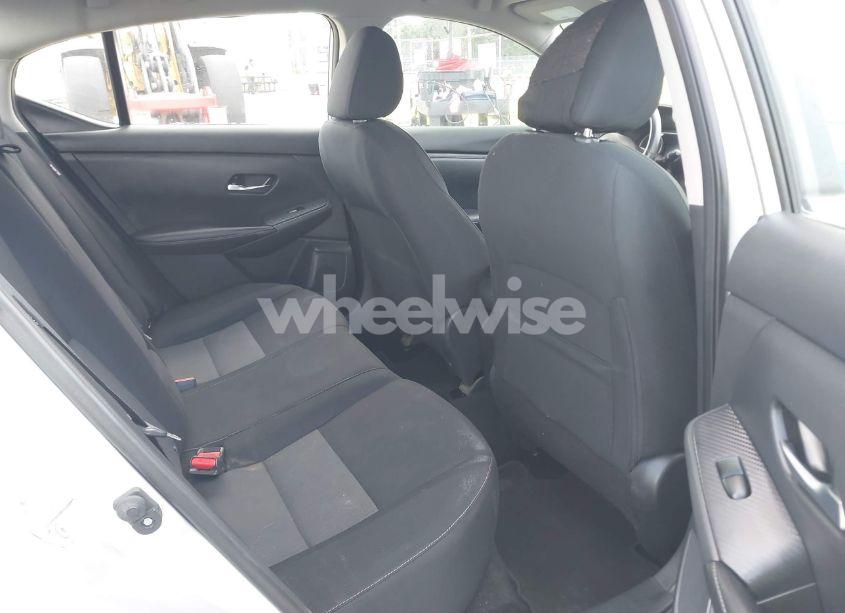 Photo 8 of 2021 Nissan Sentra SV XTRONIC CVT (VIN 3N1AB8CV5MY272398)