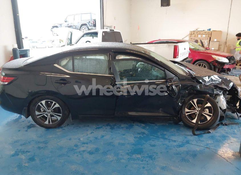 Photo 13 of 2021 Nissan Sentra SV XTRONIC CVT (VIN 3N1AB8CV5MY313600)