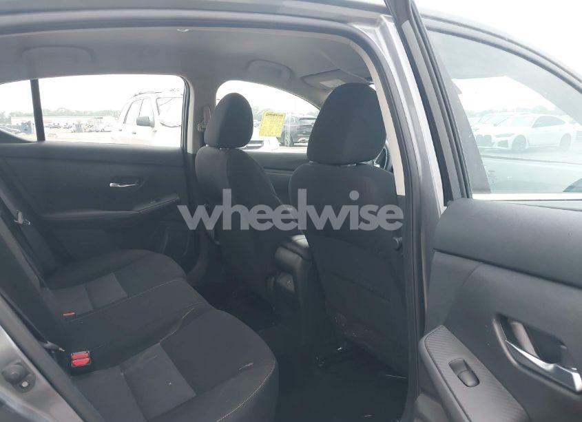 Photo 8 of 2022 Nissan Sentra SV XTRONIC CVT (VIN 3N1AB8CV5NY255103)