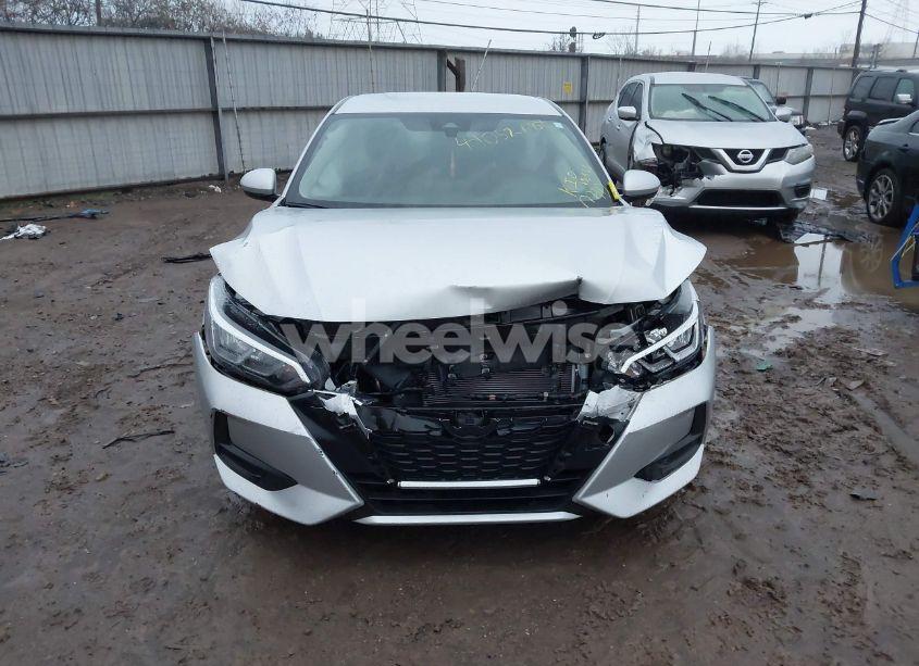 Photo 12 of 2022 Nissan Sentra SV XTRONIC CVT (VIN 3N1AB8CV5NY297657)