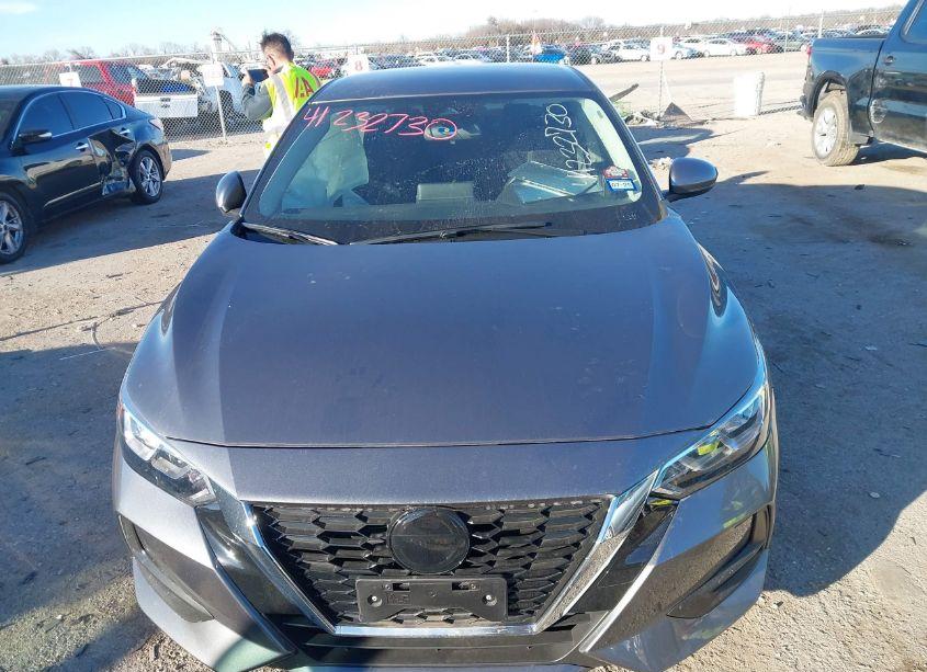 Photo 12 of 2022 Nissan Sentra SV XTRONIC CVT (VIN 3N1AB8CV5NY320841)