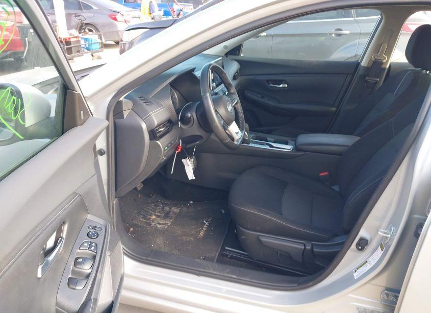 Photo 5 of 2023 Nissan Sentra SV XTRONIC CVT (VIN 3N1AB8CV5PY242743)