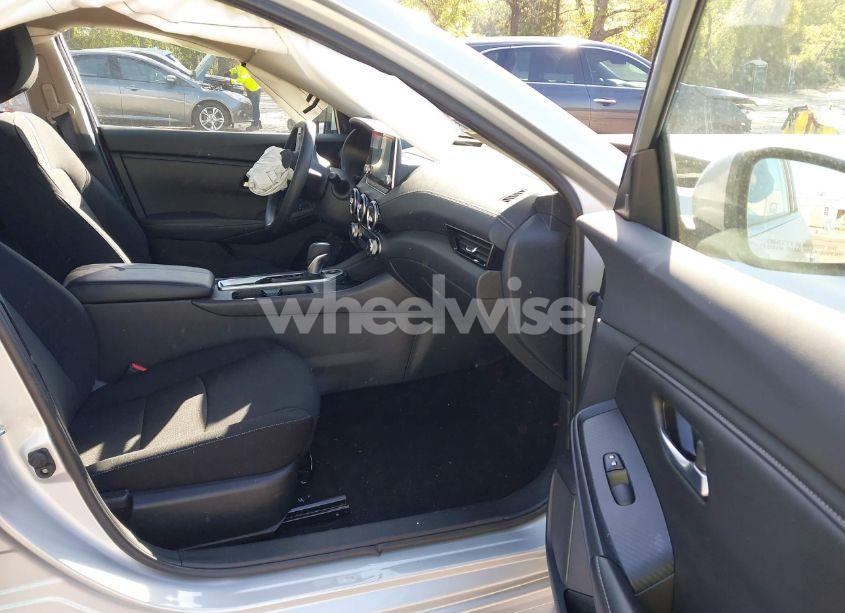 Photo 5 of 2023 Nissan Sentra SV XTRONIC CVT (VIN 3N1AB8CV5PY248798)