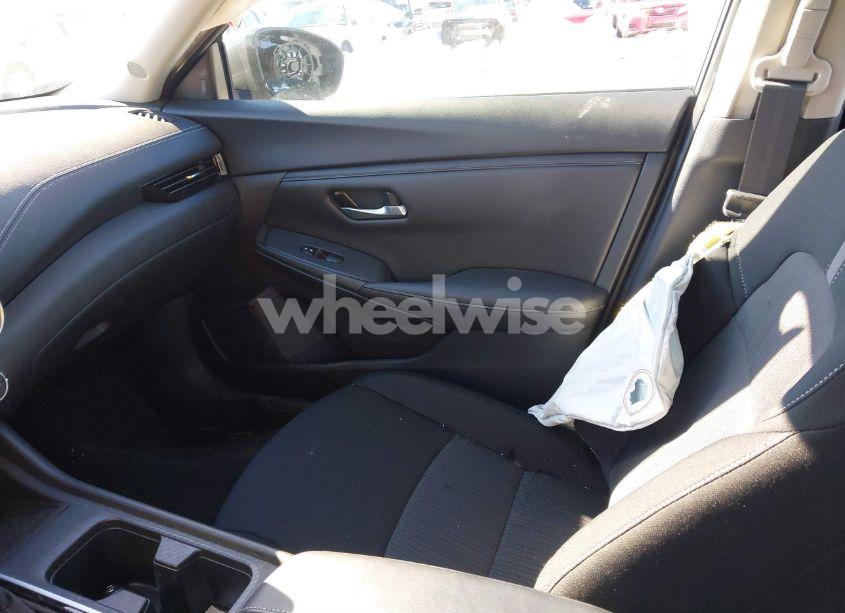 Photo 5 of 2023 Nissan Sentra SV XTRONIC CVT (VIN 3N1AB8CV5PY286743)