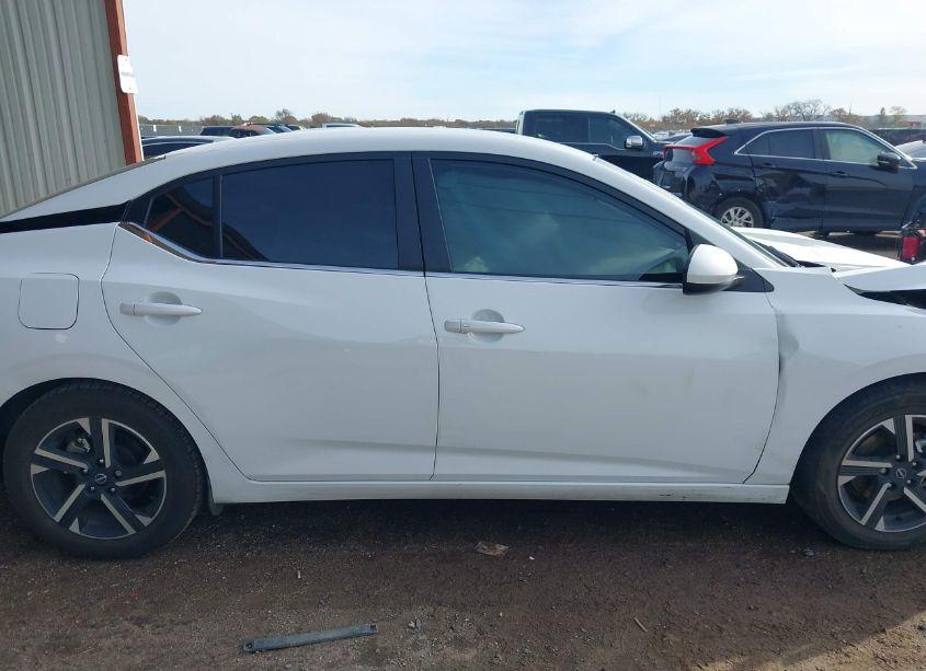 Photo 13 of 2024 Nissan Sentra SV XTRONIC CVT (VIN 3N1AB8CV5RY217232)