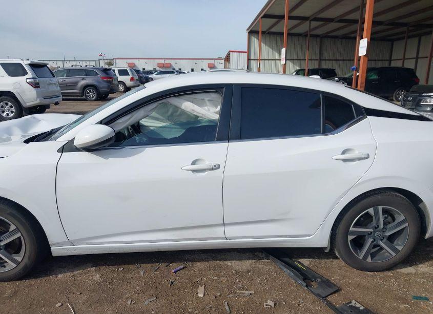 Photo 14 of 2024 Nissan Sentra SV XTRONIC CVT (VIN 3N1AB8CV5RY217232)