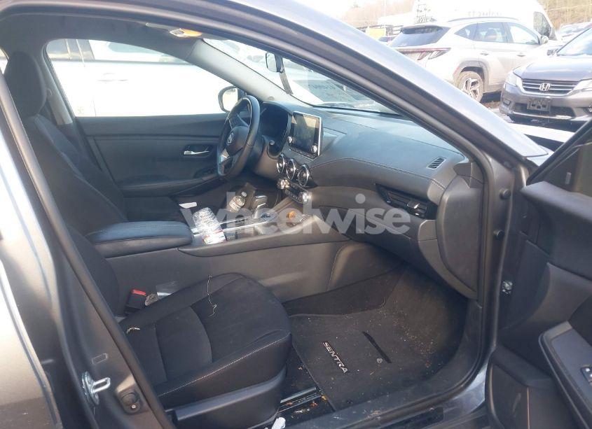 Photo 5 of 2024 Nissan Sentra SV XTRONIC CVT (VIN 3N1AB8CV5RY245516)