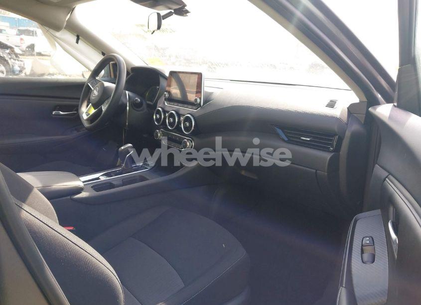 Photo 5 of 2024 Nissan Sentra SV XTRONIC CVT (VIN 3N1AB8CV5RY287393)