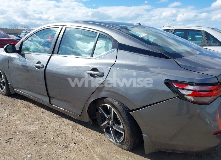 Photo 6 of 2024 Nissan Sentra SV XTRONIC CVT (VIN 3N1AB8CV5RY287393)