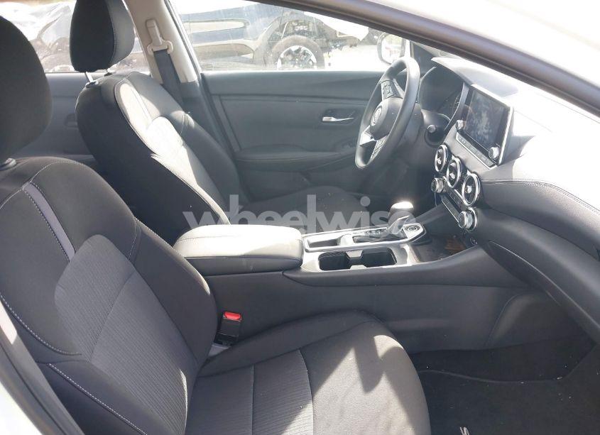 Photo 5 of 2024 Nissan Sentra SV XTRONIC CVT (VIN 3N1AB8CV5RY288267)