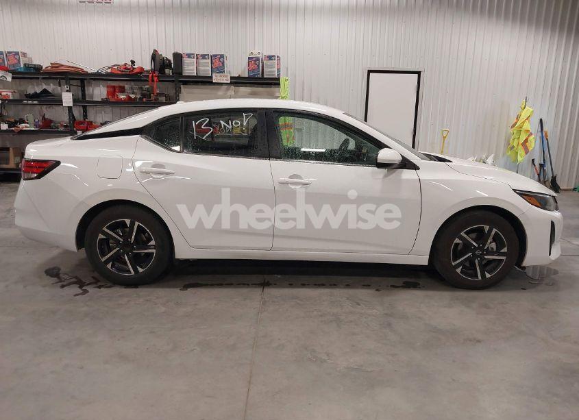 Photo 13 of 2024 Nissan Sentra SV XTRONIC CVT (VIN 3N1AB8CV5RY290407)