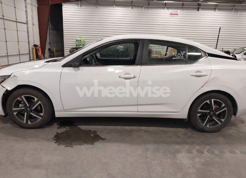 Photo 14 of 2024 Nissan Sentra SV XTRONIC CVT (VIN 3N1AB8CV5RY290407)